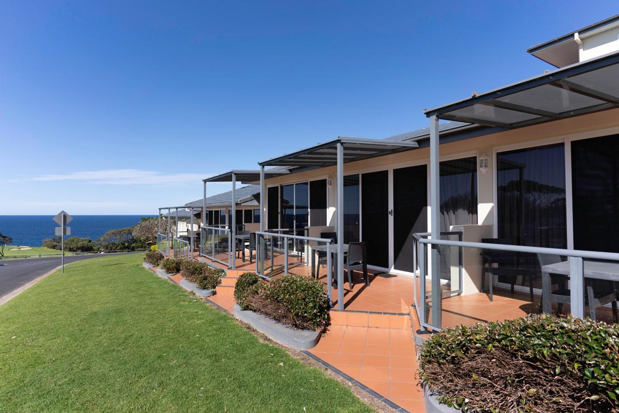 Amooran Oceanside Apartments And Motel Narooma Eksteriør billede