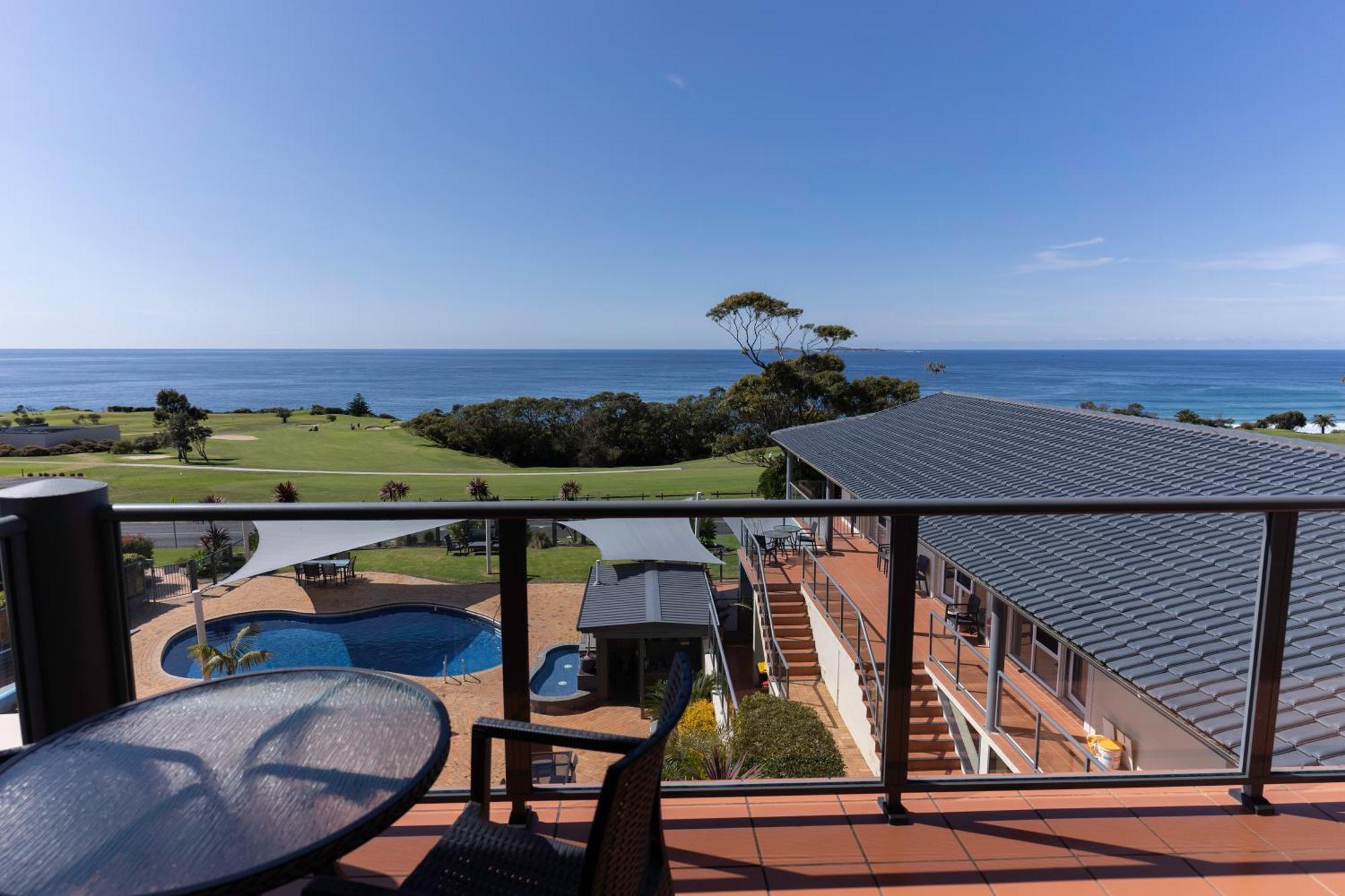 Amooran Oceanside Apartments And Motel Narooma Eksteriør billede